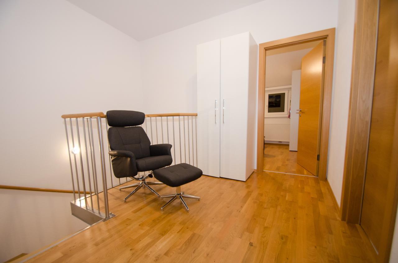 Penthouse Seven By All In One Apartments 젤암제 외부 사진