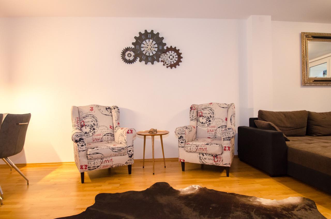 Penthouse Seven By All In One Apartments 젤암제 외부 사진