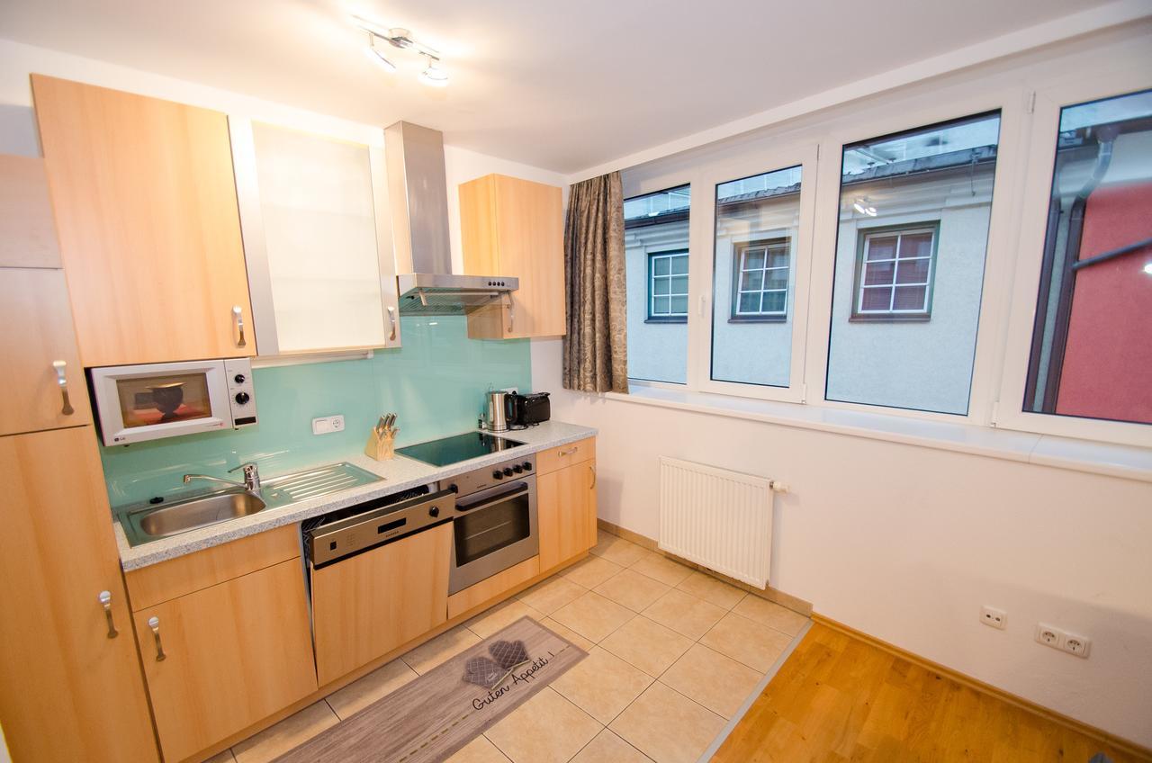 Penthouse Seven By All In One Apartments 젤암제 외부 사진