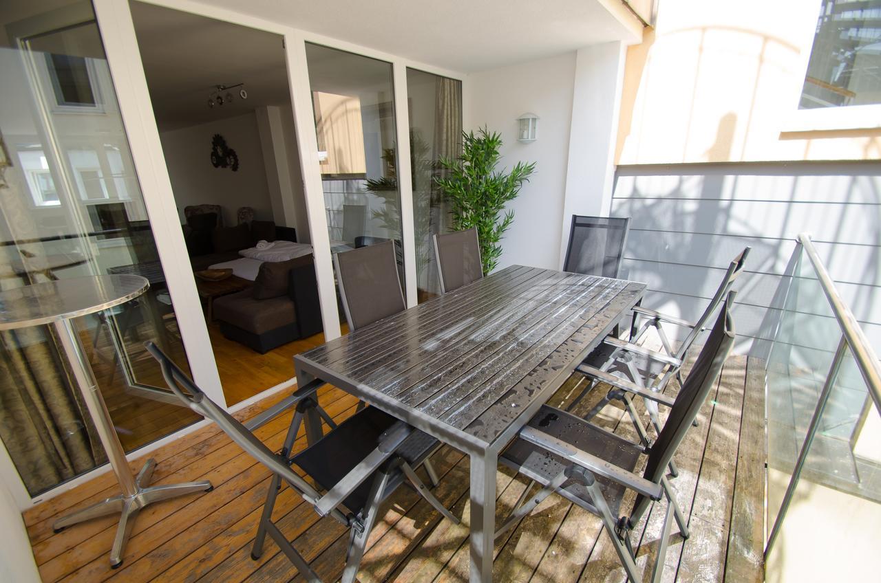 Penthouse Seven By All In One Apartments 젤암제 외부 사진